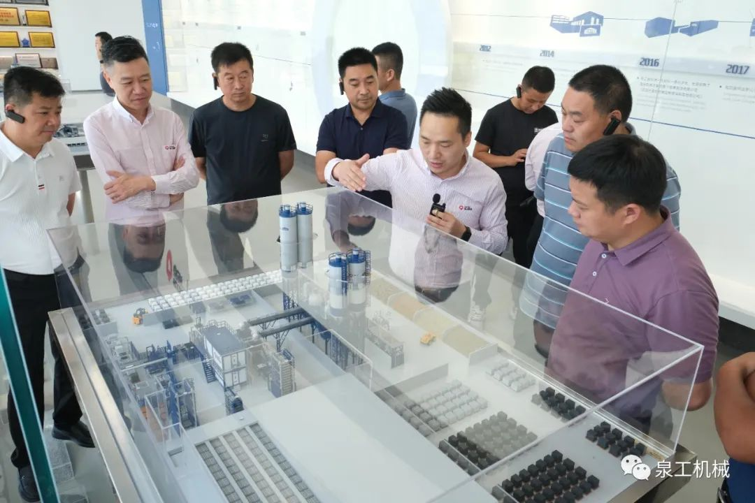 工业固废网考察团一行莅临凯发网站股份考察交流