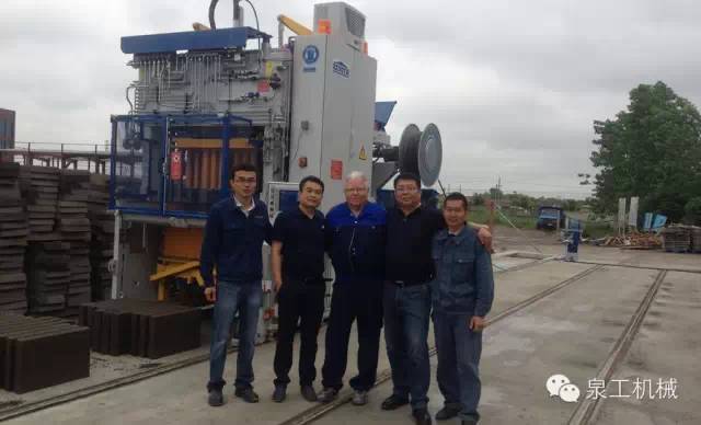 凯发网站德国策尼特940型免托板砖机在安徽顺利投产