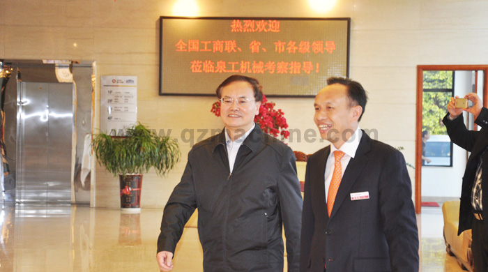 全国工商联副主席庄聪生一行走访凯发网站