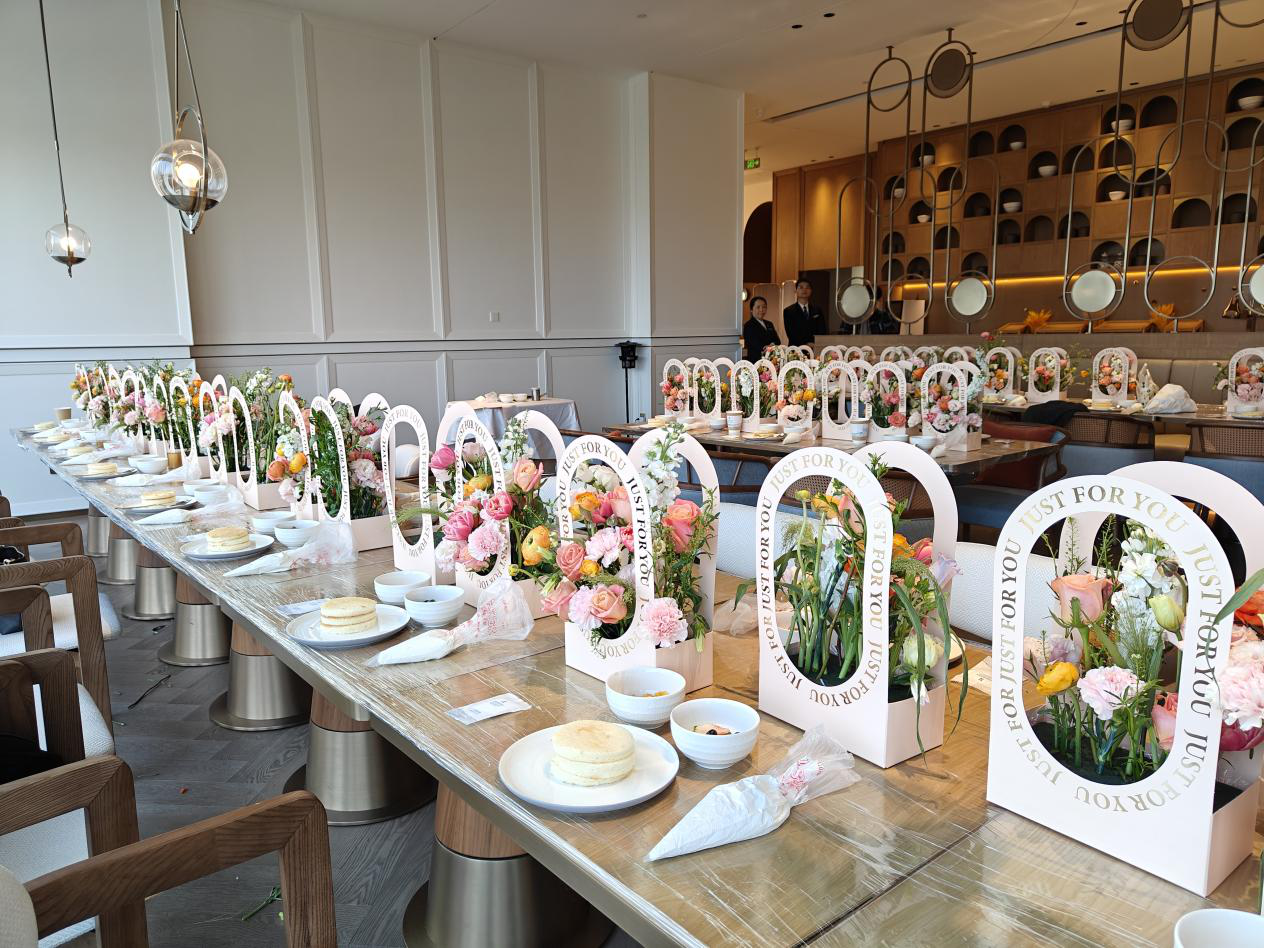 花香四溢 “焙”感幸福 | 凯发网站三八妇女节活动圆满结束